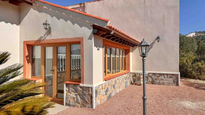 Image No.22-3 Bed Villa for sale