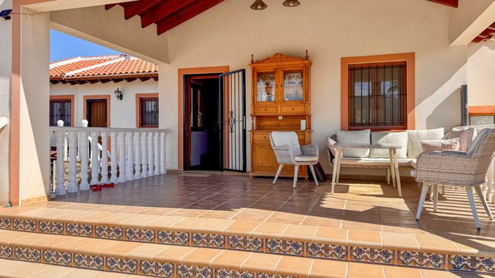 Image No.3-3 Bed Villa for sale