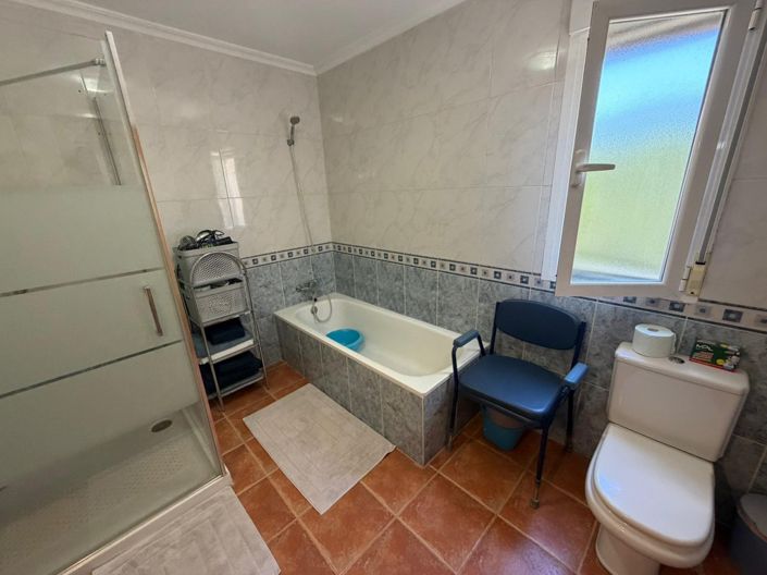 Image No.36-3 Bed Villa for sale