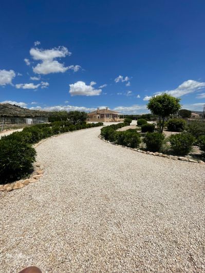 Image No.48-4 Bed Villa for sale
