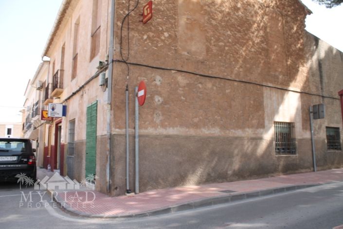 Image No.2-Maison de ville de 5 chambres à vendre