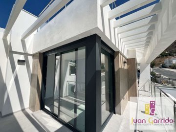 property271876338