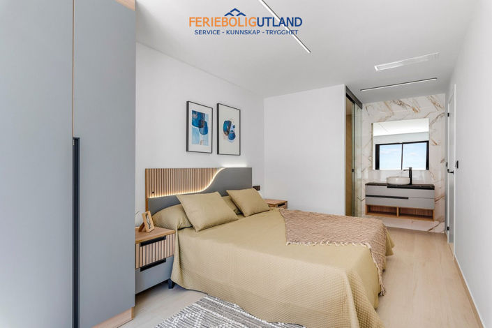 Image No.12-2 Bed Apartment for sale