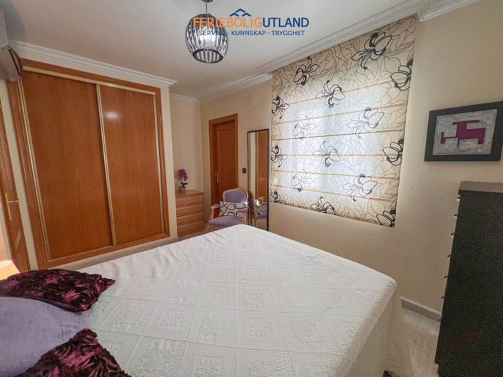 Image No.10-3 Bed Apartment for sale