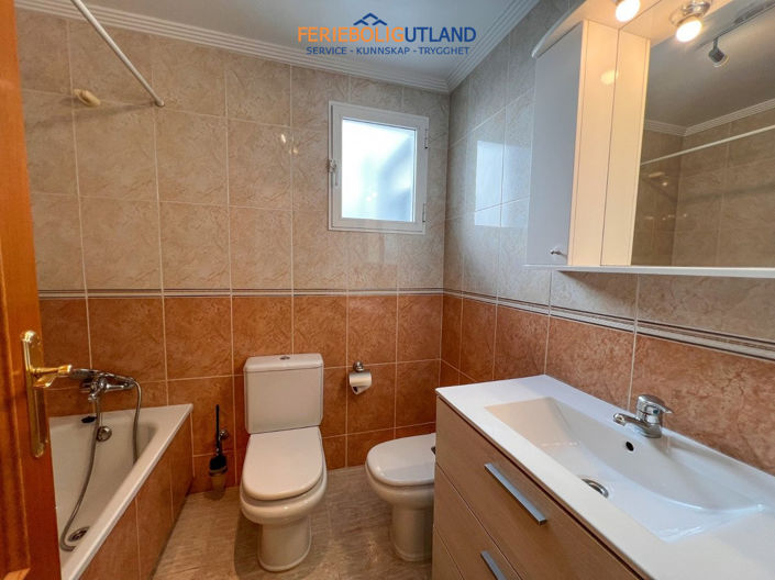 Image No.17-3 Bed Apartment for sale