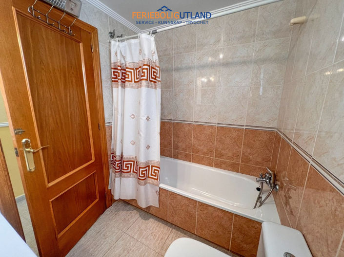 Image No.18-3 Bed Apartment for sale