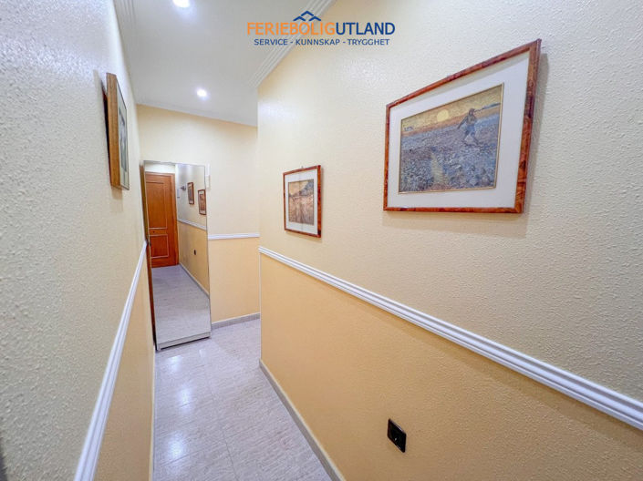 Image No.22-3 Bed Apartment for sale