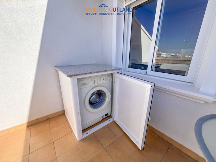 Image No.25-3 Bed Apartment for sale
