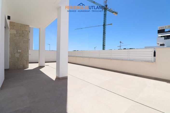 Image No.25-3 Bed Apartment for sale