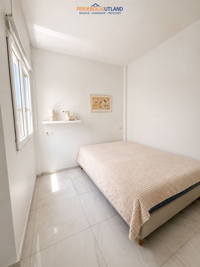Image No.12-3 Bed Townhouse for sale