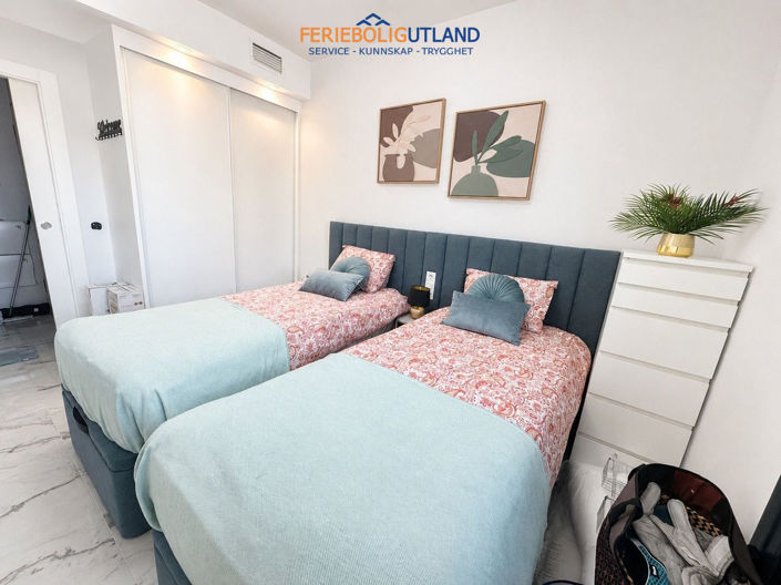 Image No.19-2 Bed Apartment for sale