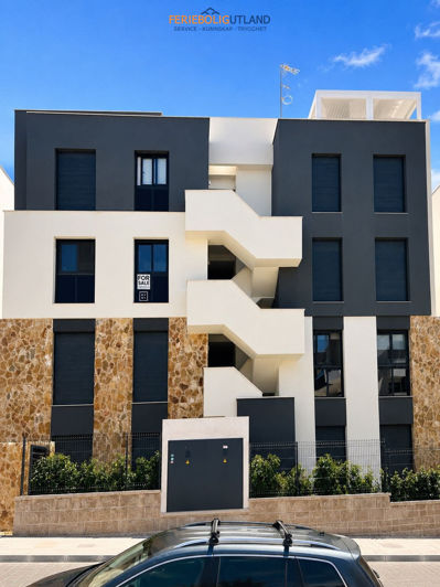 Image No.23-2 Bed Apartment for sale