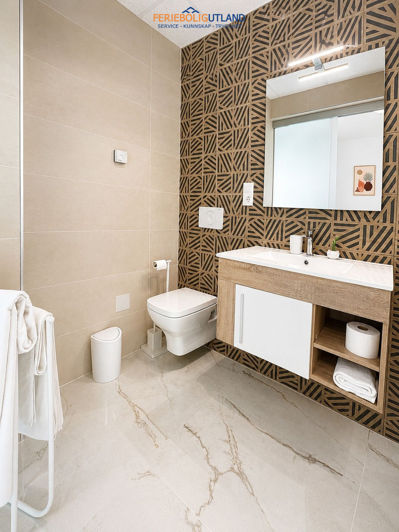 Image No.10-2 Bed Apartment for sale