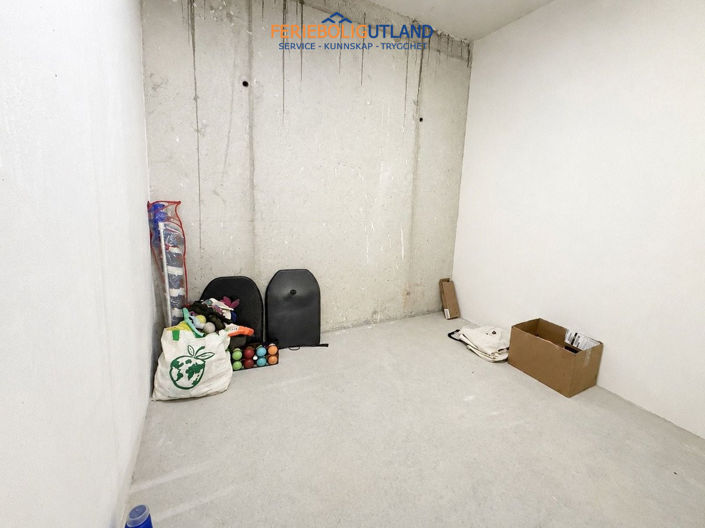 Image No.30-2 Bed Apartment for sale