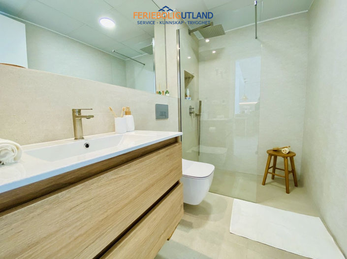 Image No.14-3 Bed Apartment for sale