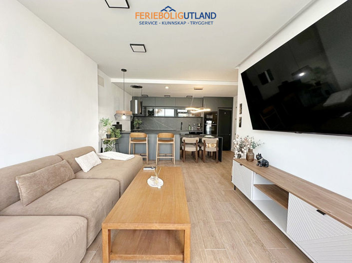 Image No.6-3 Bed Townhouse for sale