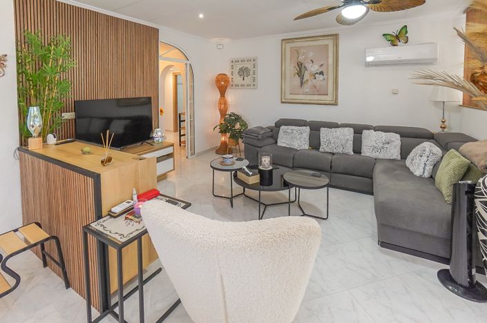 Image No.22-3 Bed Villa / Detached for sale