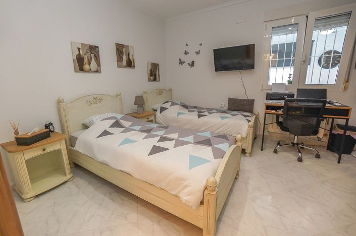 Image No.7-3 Bed Villa / Detached for sale