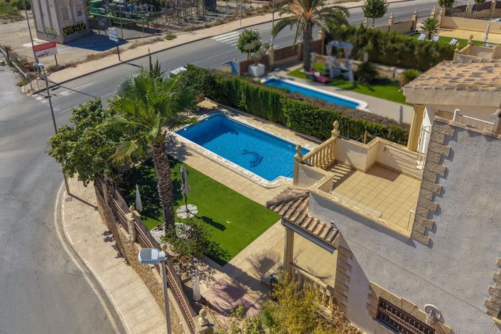 Image No.40-3 Bed Villa / Detached for sale