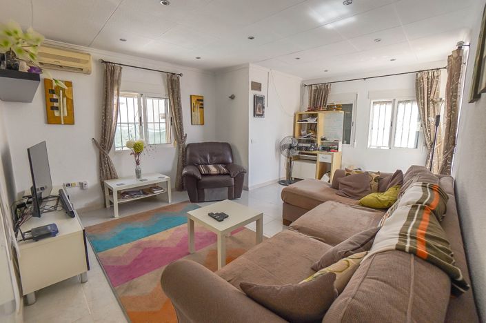 Image No.13-3 Bed Villa / Detached for sale