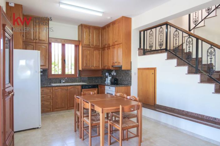 Image No.5-4 Bed Villa for sale