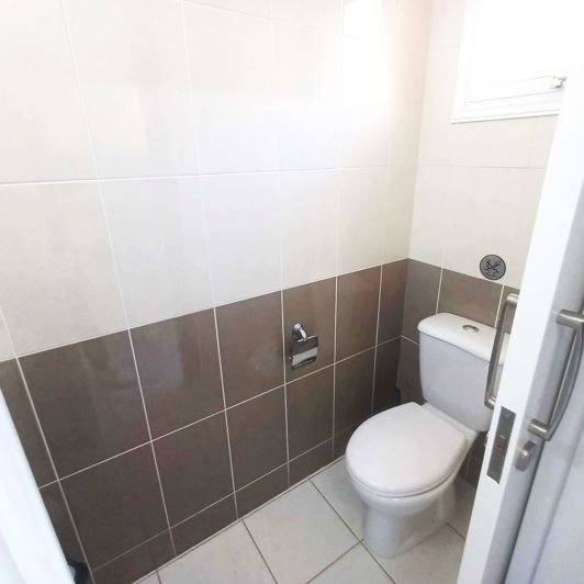 Image No.6-2 Bed Townhouse for sale