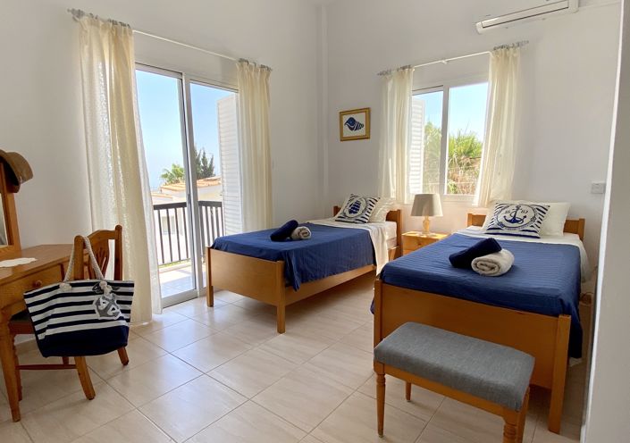 Image No.12-3 Bed Villa for sale