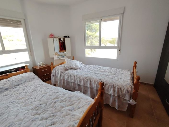 Image No.7-2 Bed Apartment for sale