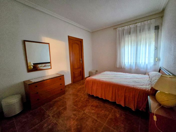 Image No.3-6 Bed Country House for sale