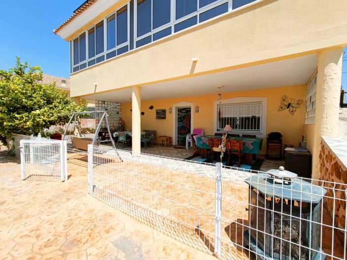 Image No.10-5 Bed Country House for sale