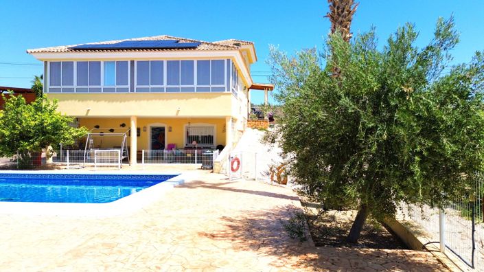 Image No.41-5 Bed Country House for sale