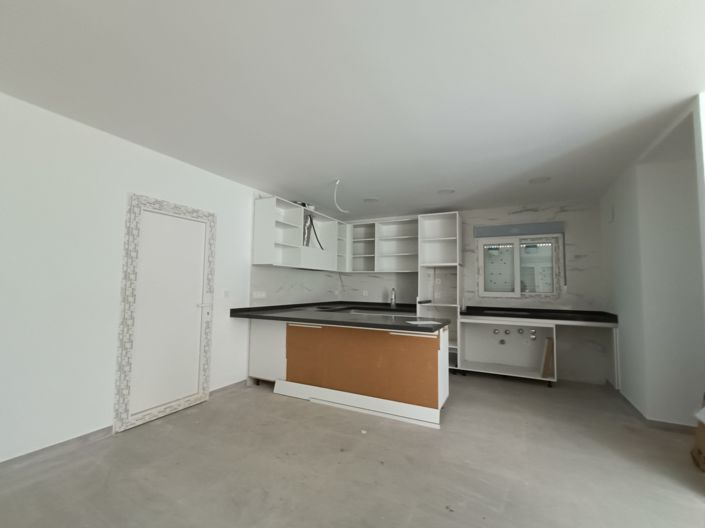 Image No.14-3 Bed Country House for sale