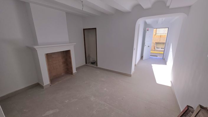 Image No.4-3 Bed Townhouse for sale