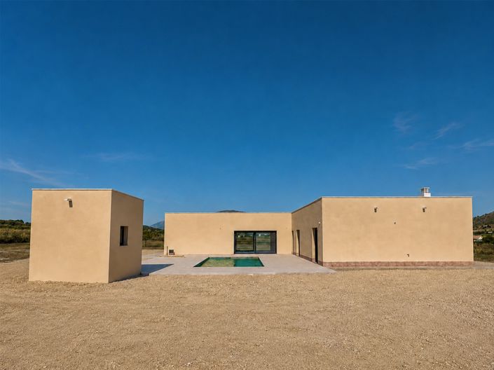 Image No.6-3 Bed Country House for sale