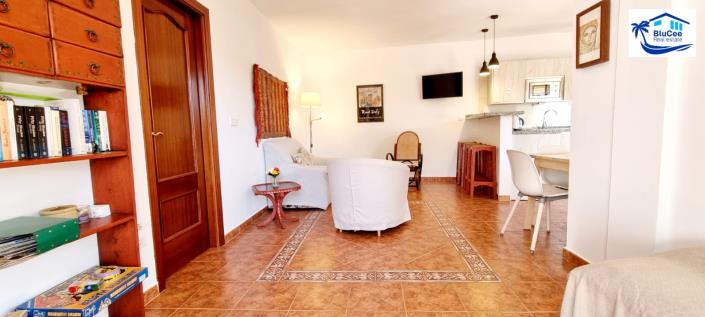 Image No.14-2 Bed Semi-Detached for sale