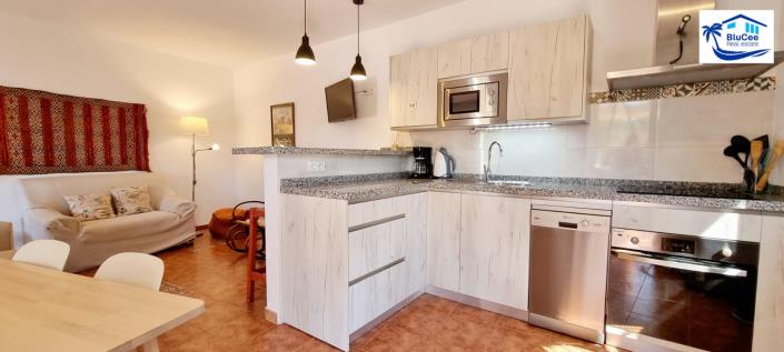 Image No.16-2 Bed Semi-Detached for sale
