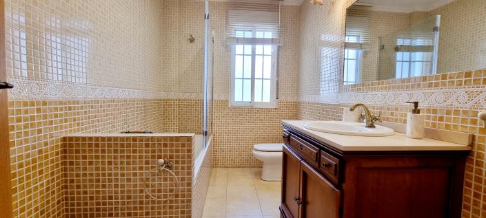 Image No.24-5 Bed Villa for sale