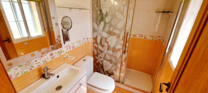 Image No.26-5 Bed Villa for sale