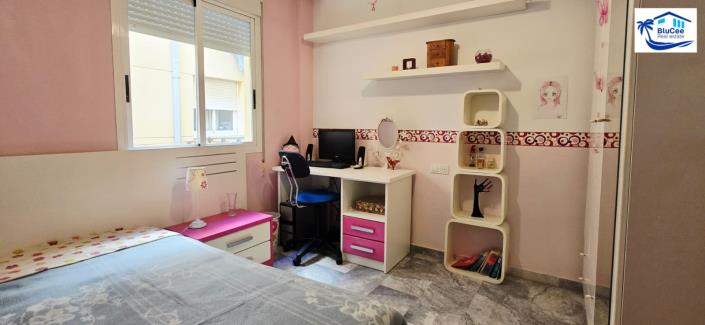 Image No.23-3 Bed Apartment for sale