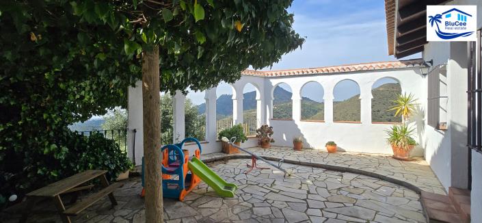 Image No.9-3 Bed Country House for sale