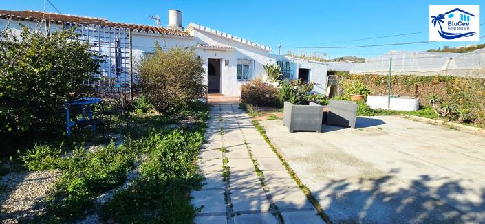 Image No.2-3 Bed Country House for sale