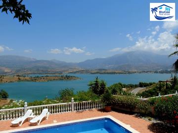 For-Sale-Lake-View-Property-Lake-Viuela--11-