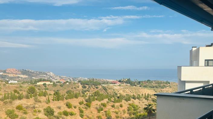 Image No.29-4 Bed Apartment for sale