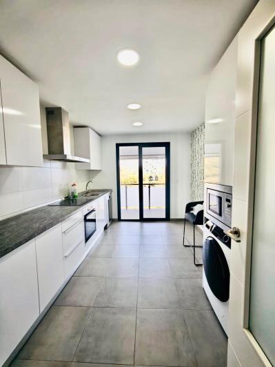 Image No.9-4 Bed Apartment for sale