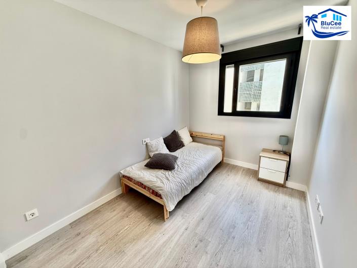 Image No.17-4 Bed Apartment for sale
