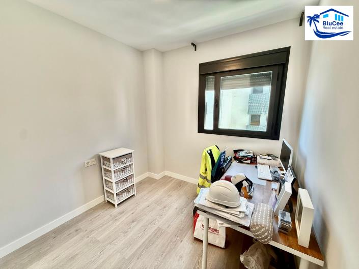 Image No.19-4 Bed Apartment for sale