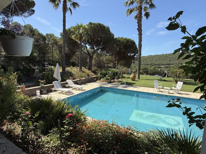 Image No.4-5 Bed Country House for sale