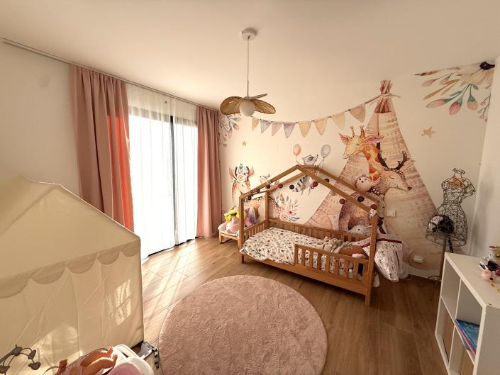 Image No.8-4 Bed Villa for sale