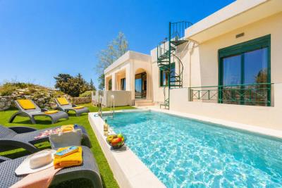 villa_phoebe_1776761228_69e7398c318c4