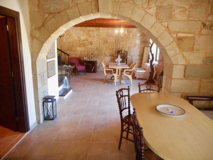 Image No.3-3 Bed Maisonette for sale